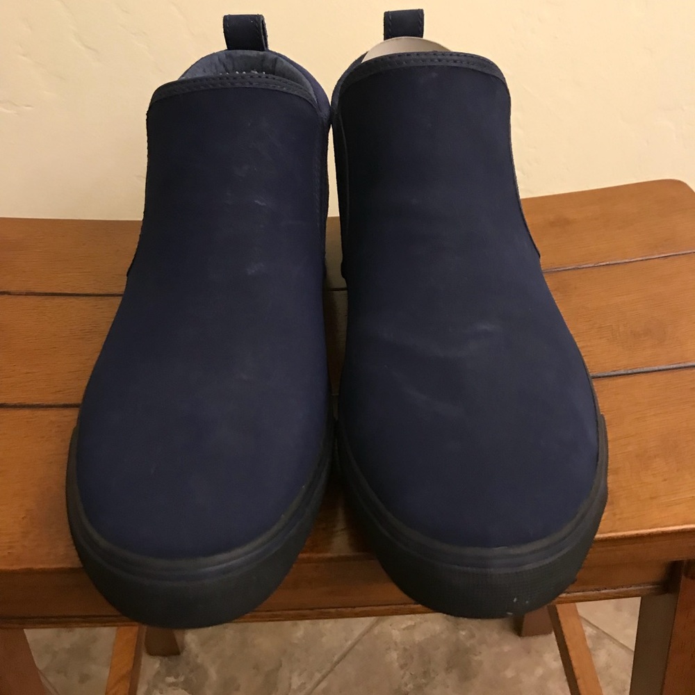 Men’s UGG shoes